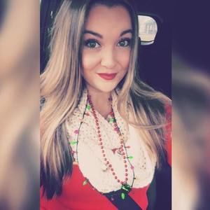 Meet your Posher, Amelia